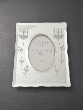 Princess House 1 3/4" x 2 3/4" Oval Photo Frame Exclusive China Mirrored Used